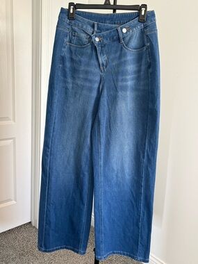 HALARA Blue Mid-Rise Wide Legged Jeans